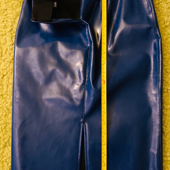 D&G Dolce & Gabbana Blue Leather Skirt - Picture 4 of 5